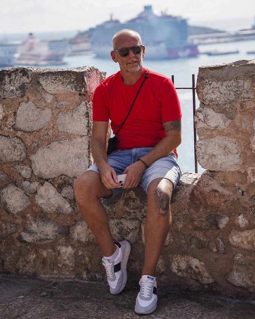 darrenkbranch's tweet photo. Ending September with the thought of how many memories I made in the summer 🫶🏼
___________________________________
#darrenkbranch #takemebacktosummer #memoriesmade #virginvoyages #goodvibes 
.
.
.
.
Photo @hptonhoney https://t.co/7EvBG8iPd4 https://t.co/tYXfWHvGxo