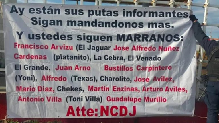 unidas23's tweet photo. Han pasado 15 años del inicio de la “Guerra contra el narcotráfico”. 
No siempre se aprende de los errores. Hace 10 años, México se horrorizaba con la aparición diaria de cadáveres de mujeres, ahora está "normalizado", seguimos siendo una especie de botín para uno u otro bando. https://t.co/s01BJjl04f