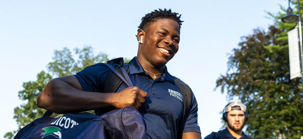 ECGulls's tweet photo. FB: Hector Johnson Has Thrived On Road To Success At @EndicottCollege 

STORY ➡️ https://t.co/YX94cz3diW
(📝 - @JenTolandTG | @tgsports)  

NOTES
* Came to the U.S. from Liberia at age 10
* Tied 3rd nationally in total sacks (6) https://t.co/eRfkiI1mQd