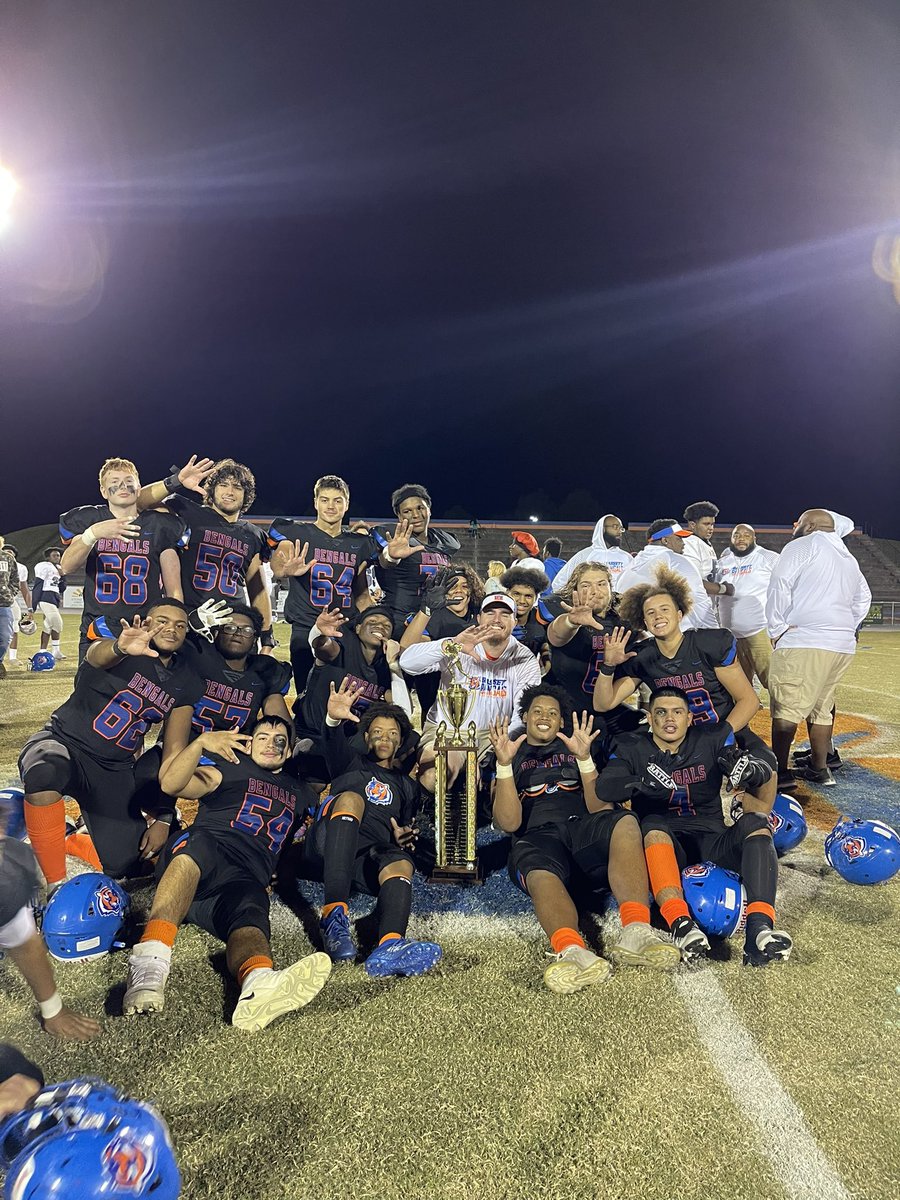 Austin McDaniel tweet media