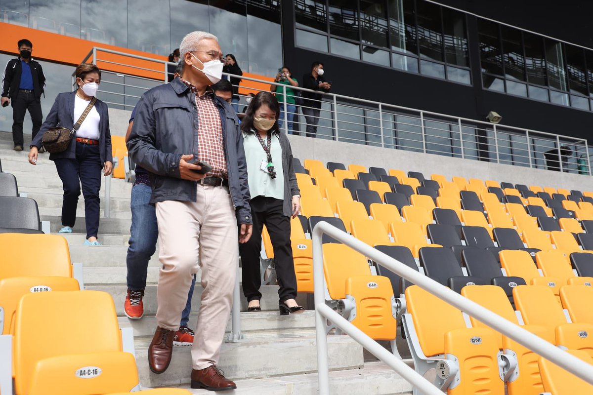 TheBCDAGroup's tweet photo. #BCDA President and CEO Aileen R. Zosa also gave #PSC officials a briefing on the New Clark City sports facilities, and urged them to be part in efforts to make this place the “center of sports excellence” in the country.

#NCCReady
#ClarkItWorksLikeADream https://t.co/czxlvrRZX5