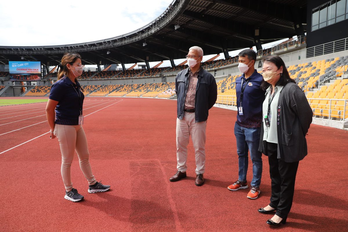 TheBCDAGroup's tweet photo. #BCDA President and CEO Aileen R. Zosa also gave #PSC officials a briefing on the New Clark City sports facilities, and urged them to be part in efforts to make this place the “center of sports excellence” in the country.

#NCCReady
#ClarkItWorksLikeADream https://t.co/czxlvrRZX5