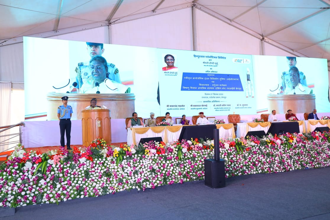 pavinterio's tweet image. A moment of honour and pride for Team P&amp;amp;I to manage this historic event of India’s self reliance in defence research, technology and manufacturing. 
#JaiHind 
#50yearspni #AtmanirbharDefence #AtmanirbharBharat #AzadiKaAmritMahotsav #hindustanaeronauticslimited #selfreliantindia