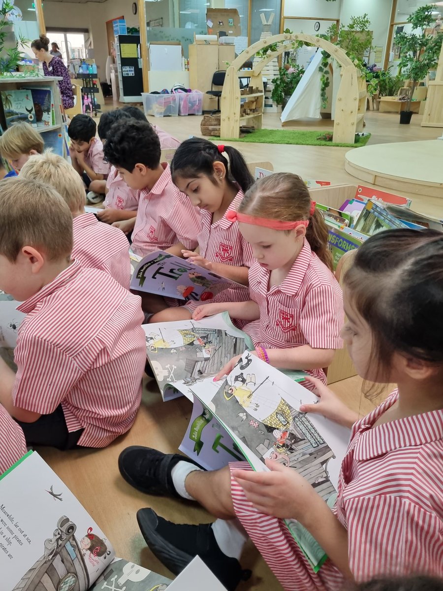 DESSyear2's tweet photo. We love to sit in our new Key Stage 1 Library Area for our #GuidedReading session #Troll #JuliaDonaldson #DESSYear2Blue https://t.co/qZaDrDMzPM