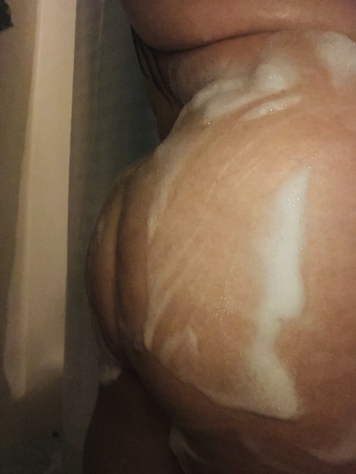 Soapy booty thread post your best sexy soapy booty pic everyone welcome https://t.co/s1CQYOm07N<a href="/tag/newprofilepic"class="tags"><span>#newprofilepic</span></a>