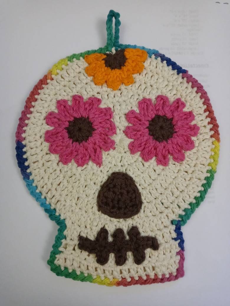 DuffneyBirdBarn's tweet photo. Thanks for the kind words! ★★★★★ "These are simply top-quality. Beautiful workmanship. Makes a a great gift or just something nice to have in your home. The sugar skull potholders look better in person than the images reveal. Just love the work here. Thank you." jamien https://t.co/e6QFh52zjT