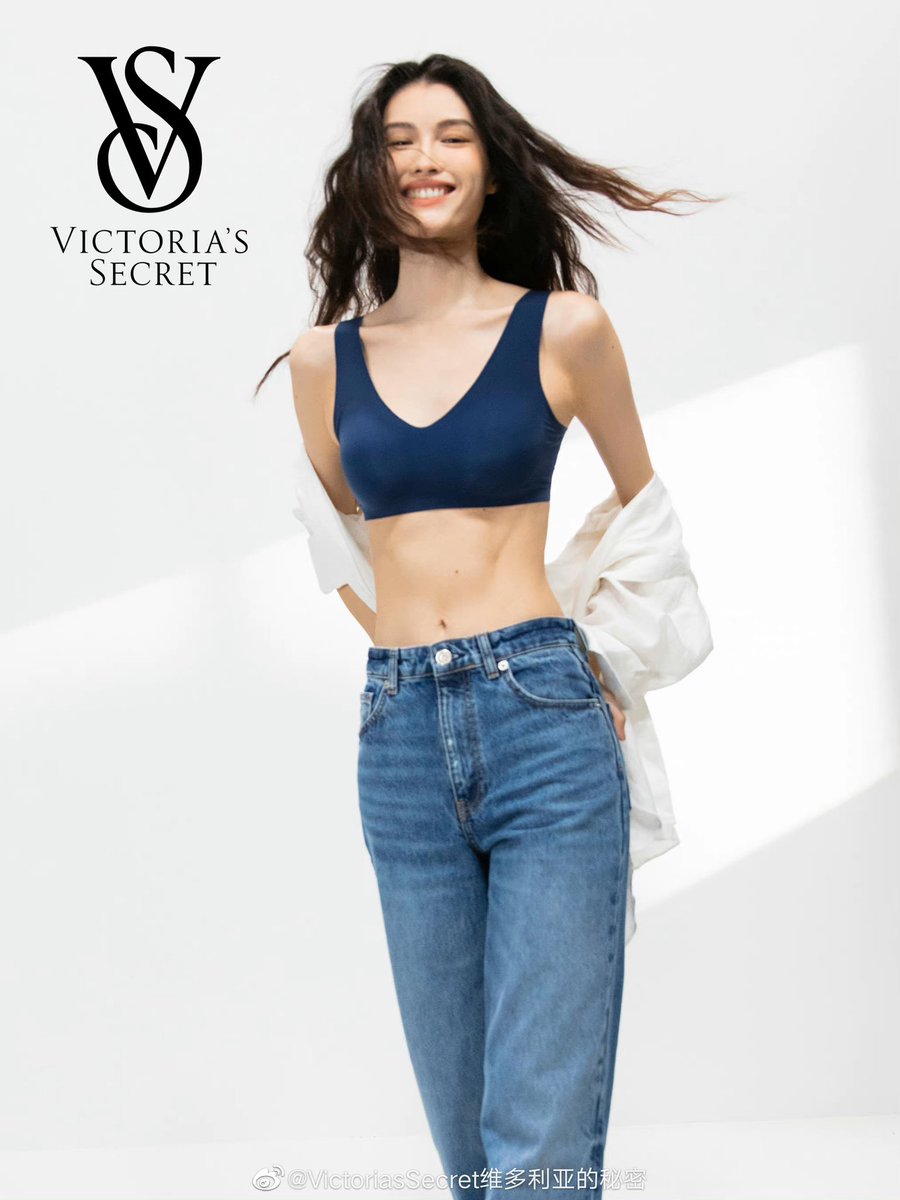 Sui He จาก Victoria’s Secret ประเทศจีน