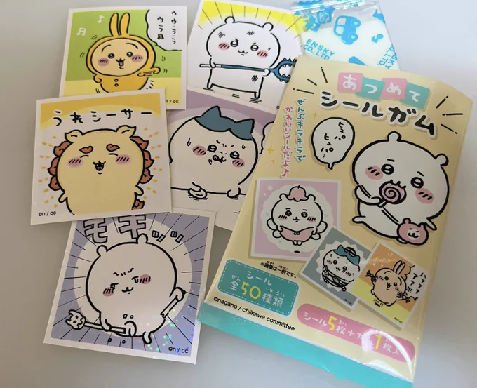 100円なのに5枚もステッカー入ってんの!!?ってびっくりして追ってないのに買ってしまった…kawaii 