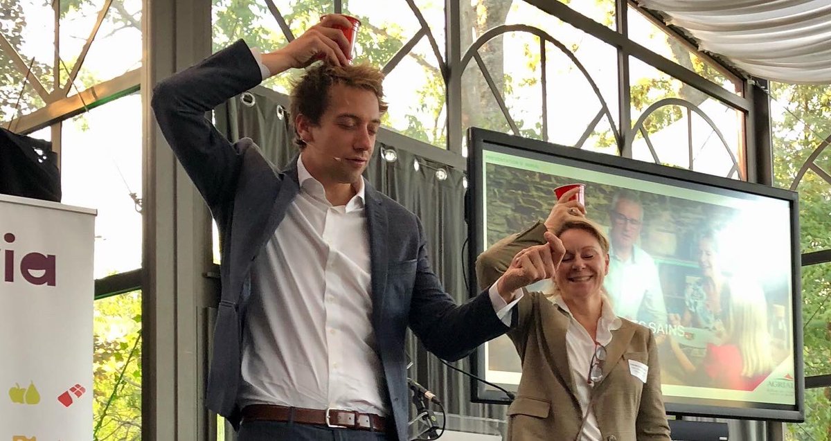 BartBuysse's tweet photo. #aboutyesterday: #FoodConnections, l’événement annuel de @fevia_be #Wallonie et @wagralim avec plus de 300 acteurs du #secteuragroalimentaire. #inspiration #seminars #networking #plenarysession #paneldebate #magic #fun #top! 👌👍💪💥 https://t.co/v2IyCPta2Z