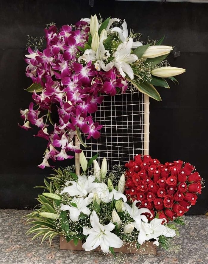 Rigagift's tweet photo. One Stop Shop for all your Gifting Needs. Fresh Flowers, Chocolates, Cakes, Personalized Gifts &amp; more. Birthday, Anniversary or Any Occasion. We have Gifts for all. Select yours... https://t.co/El7zptDg9z https://t.co/lziDqHwlu7