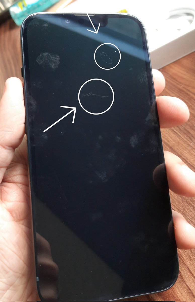 chandantyagix's tweet photo. Pathetic service by #Flipkart. Recieved a scratched Iphone 13 on 23 Sept. Immediately returned it but as on today 30 Sept, return is not yet accepted. #flipkartsupport just asks to wait for 24 hours.
Never trust #Flipkart.
#FlipkartBigBillionDays 
#flipkartscam
Please retweet 🙏 https://t.co/CXzzlJJ6sR