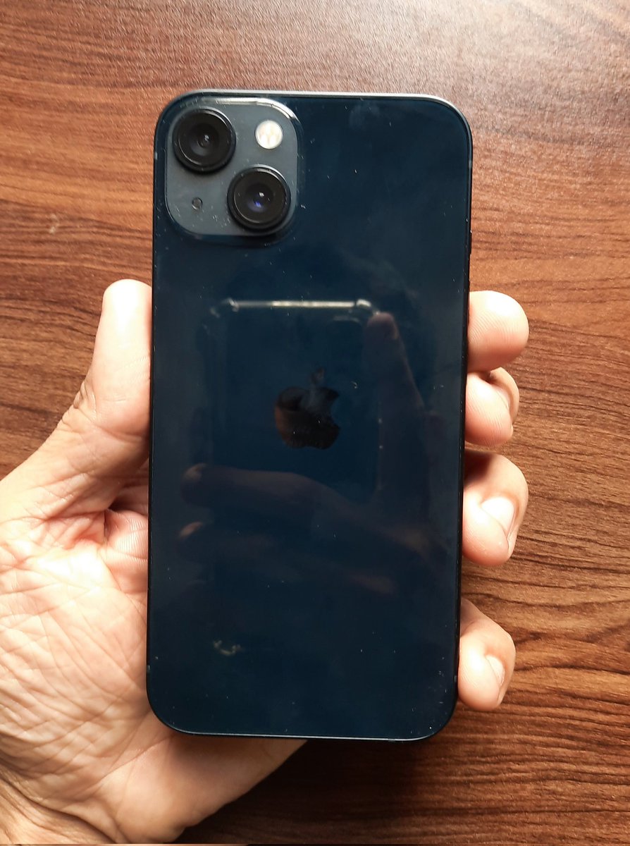 chandantyagix's tweet photo. Pathetic service by #Flipkart. Recieved a scratched Iphone 13 on 23 Sept. Immediately returned it but as on today 30 Sept, return is not yet accepted. #flipkartsupport just asks to wait for 24 hours.
Never trust #Flipkart.
#FlipkartBigBillionDays 
#flipkartscam
Please retweet 🙏 https://t.co/CXzzlJJ6sR