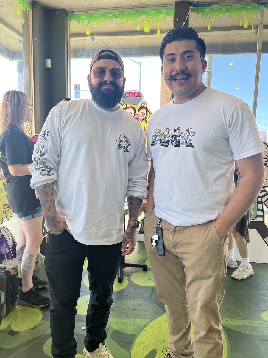 MrGustavoFlores's tweet photo. @Cryptoon_Goonz @SeanTat2s BRUUUUH!!! Thank You for paying California a Visit #GOONDADDY👺

I met the #GOONFATHER👺 @SeanTat2s👺 Himself &amp; he signed sticker from the event ✍🏾🫶🏾

Just a Couple of Dudes being #GOONZ👺 https://t.co/JgA8DPicuD
