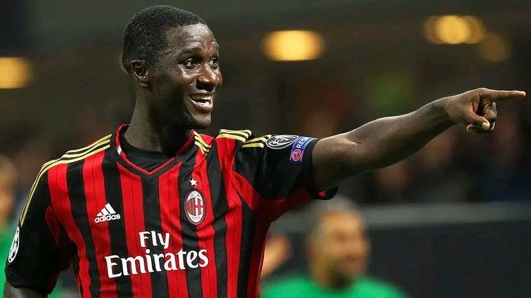 Happy 36th birthday to Cristian Zapata 