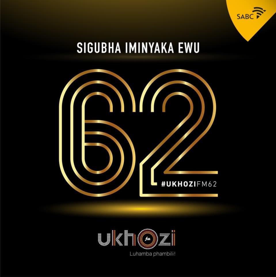 SonwabileVundi2's tweet photo. @DJSgqemeza @mrozawangempel @PastortheDJ @ntsabomluleki @mafa_bavuma @UWFM88_106FM @ukhozi_fm #vmbs #uwfmbee icubeko namasiko , inyanga yamagugu , I can’t wait for the combination from Stellenbosch, am from night shift kodwa soze ndilale tu https://t.co/PloioWeEsL