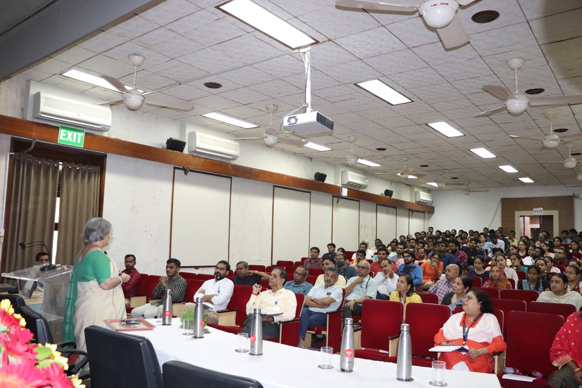 CSIRCSMCRI1's tweet photo. CSIR-CSMCRI has organized the workshop on "Awareness Generation on Sexual Harassment of Women at Workplace (Prevention, Prohibition &amp; Redressal) Act 2013" on 29.09.2022 addressed by Dr. Sunita H Khurana, Director, Centre for Training, Research &amp; Advocacy, New Delhi. @CSIR_IND https://t.co/IN2F5W5TrR