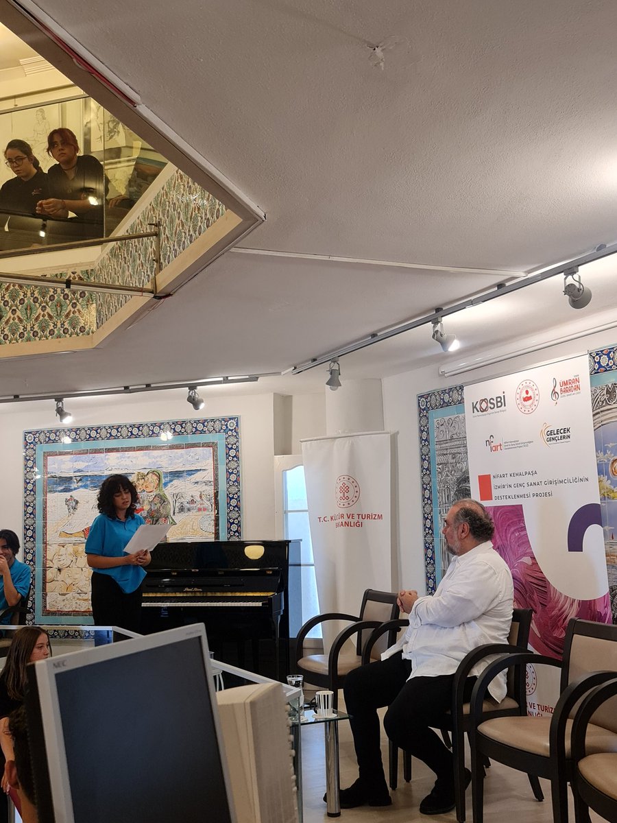 Nif Art Kemalpaşa Projesi kapsamında öğrencilerimizi ülkemizin duayen sanatçılarıyla biraraya getiriyoruz. Kemalpaşa Kaymakamlığımıza ait KOSBİ ortaklı projemizde Opera Sanatçısı Hakan AYSEV bizlerleydi.
<a href="/GslUmran/">İzmir Ümran Baradan GSL</a> <a href="/ozgekokturk/">özge köktürk çavuş</a> <a href="/KemalpasaKym35/">T.C. Kemalpaşa Kaymakamlığı</a> <a href="/kemalpasa_mem/">Kemalpaşa İlçe Millî Eğitim Müdürlüğü 🇹🇷</a> <a href="/izmir_ilmem/">İzmir İl Milli Eğitim Müdürlüğü</a> <a href="/tcmeb/">Millî Eğitim Bakanlığı</a>