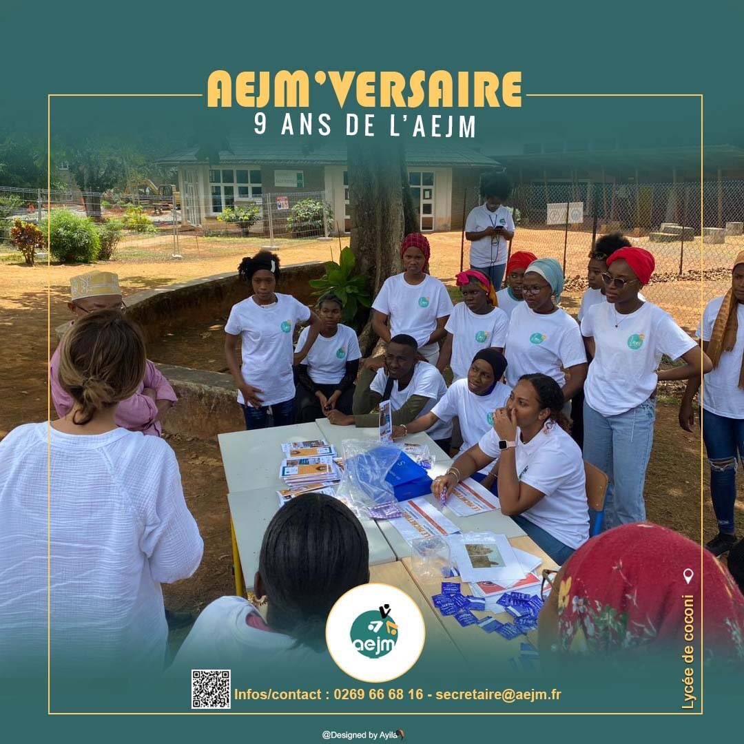 AEJM2013's tweet photo. [AEJM'VERSAIRE] 
ARRÊT SUR IMAGE 👀

      Cette 1ère activité fût un succès 🥳🤩 
Merci à tout ceux qui ont répondu présent 🙏
    La célébration de nos 09 ans suit son cours et vous êtes tous invités à prendre part,soyez des nôtres !
#AEJM 
#ANNIVERSSAIRE_AEJM 
#JEUNESSEMAYOTTE https://t.co/ZzSQ7q4cNb