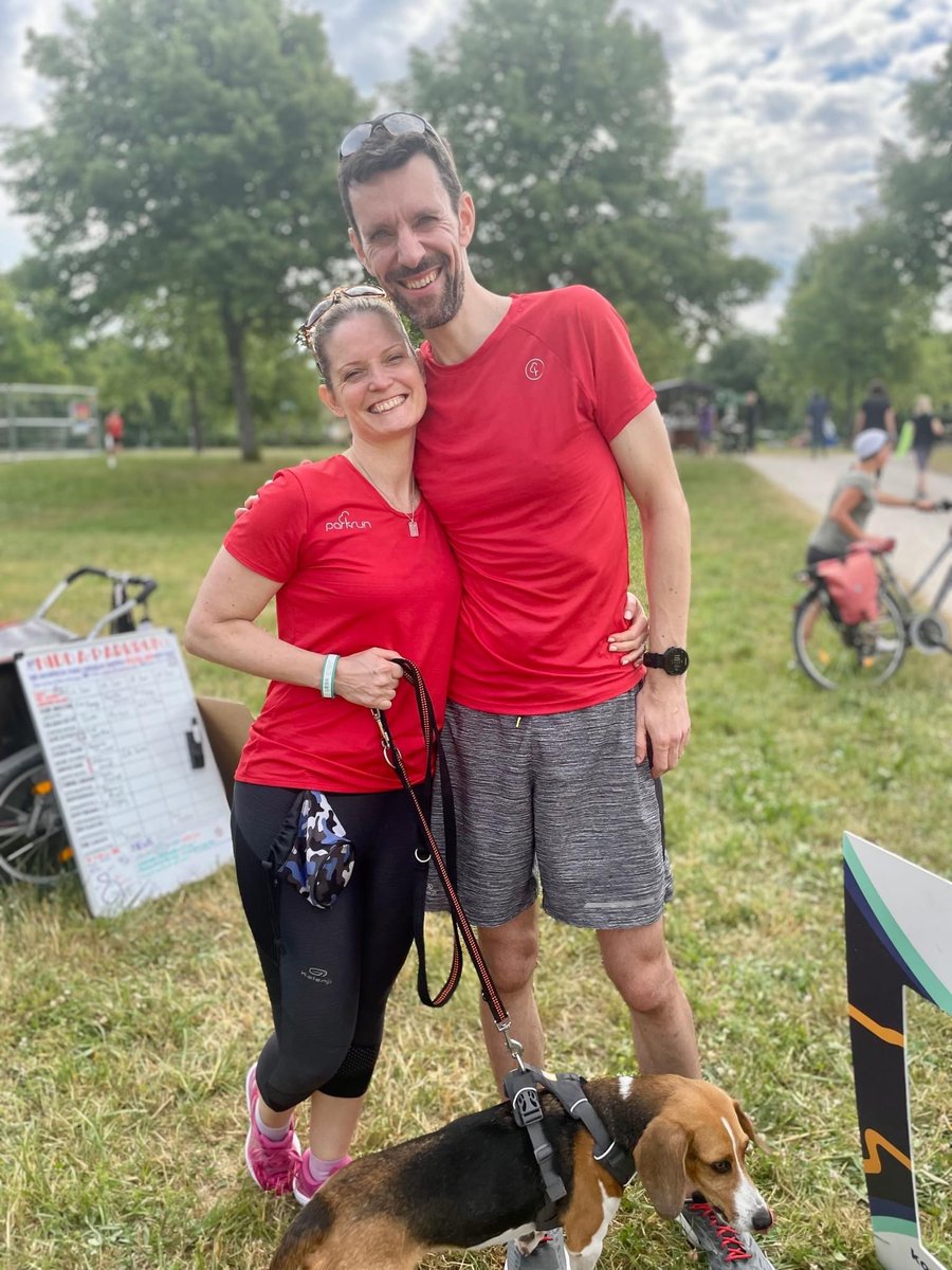 📣 Willkommen am Freitag! Das heißt, morgen ist parkrun-Tag 🎉

🇩🇪  Und und und... am Tag der Deutschen Einheit wird es einen zusätzlichen parkrun in Neckarau geben.

⏰ Klaus leitet Morgen... also solltest du besser pünktlich sein! 

🌳 #liebeparkrun