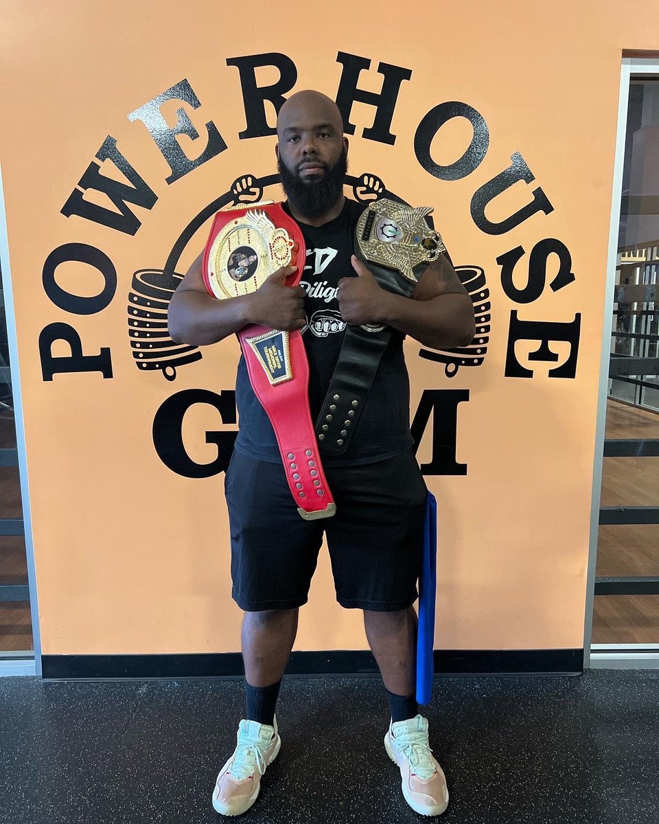 CoreyDillinger_'s tweet photo. Pressure - MORE PRESSURE
.
.
.
#Champion #Whatsyournetworth #Diligent #D1sinceday #Beltcollector #beingadiamond #prowrestling #aew #buildingthebrand #mynetworthisgoingup https://t.co/1PE4RjHoUJ