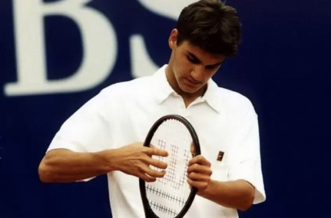 September 30, 1998 first ATP Match win in Toulouse, ranked 878th!

His first rival was world number 45 Guillaume Raoux and Federer had made a strong statement about his talent and abilities, defeating the Frenchman 6-2 6-2 in an hour to notch his first ATP win! #Federer