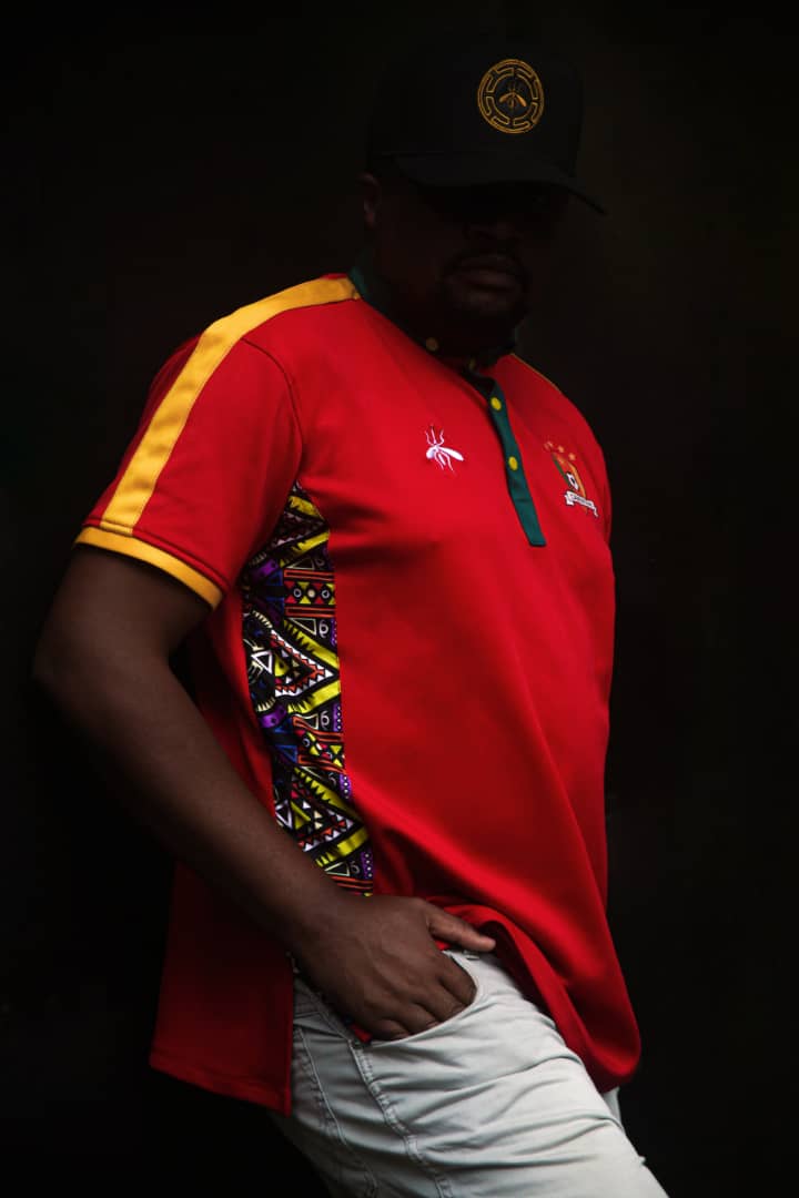 AnofelWear's tweet photo. *Pendant que le coq chante à tue-tête, le moustique vole en toute aise.*
*Anofel for Lions*

Call ô: 655667826
On se prend là-bas 👉🏾https://t.co/JnhfQMaFXW
#AnofelWear
#AnofelAthletics
#AnofelJeans
#AnofelExpressDelivery
#Kongueps https://t.co/MuvXF28nQi