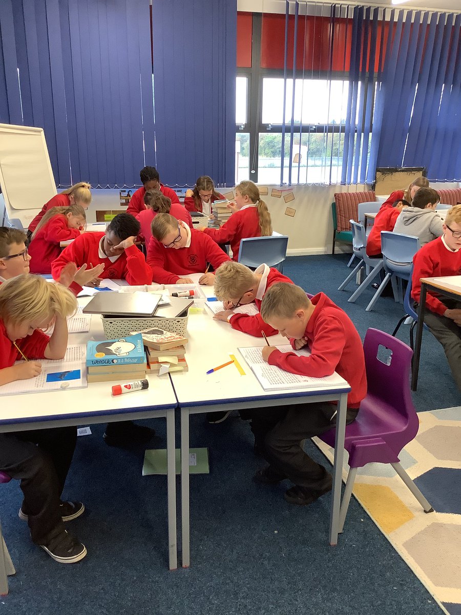 6_stm's tweet photo. You could hear a pin drop as we focus on our short burst writes! #powerfulverbs @talk4writing @6_stm @stm_hull https://t.co/ybdAGOpcHY