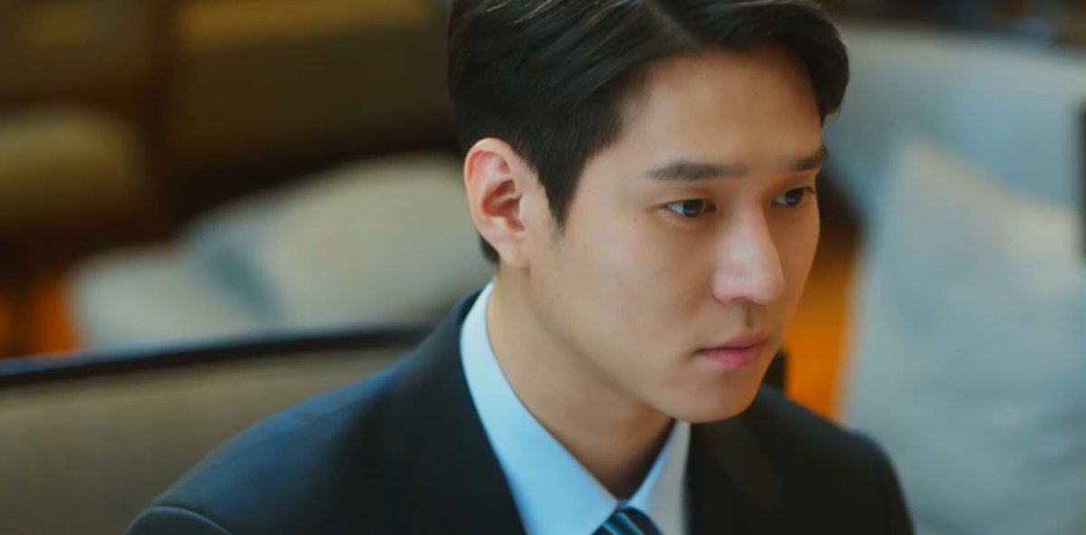 p_sukan's tweet photo. ความหล่อต้องให้บรรยายมั้ย ดูไปแคปไป ถามว่าอีพีนึง ตอนไหนดูจบ 🥹 #kokyungpyo #โกคยองพโย #LoveInContract #LoveInContractEp2 https://t.co/oD0B7kXCm2