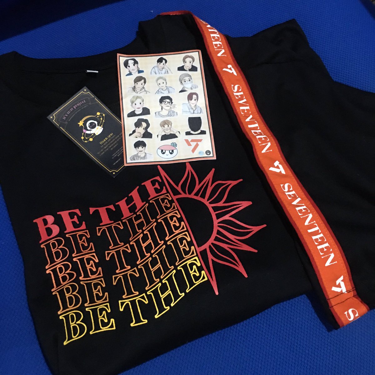 isadalawaaa's tweet photo. Look at my fit!
Yeeey dumating na siyaa! Medyo kinabahan pa ako kasi bbyahe na ako pa-Pasay bukas hehehe
Thank you @its1111project for being kind and accomodating sa dami ng tanong ko! Super cute talaga nung lining sa sleeves and good quality ung print!
Cute rin ng freebie! https://t.co/Sbb80NUtCO
