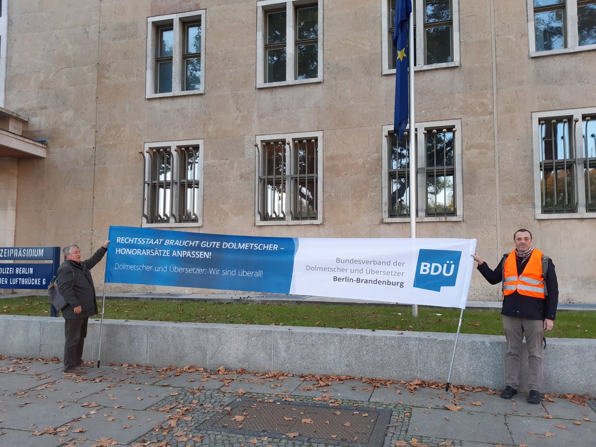 BDUe_BB's tweet photo. Die Vorbereitungen laufen. https://t.co/cvG2v6b30h