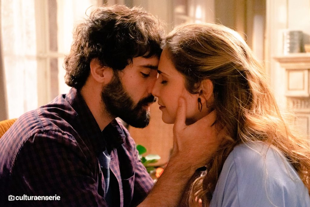 Lady_Pirate's tweet photo. Congratulazioni, tanta roba #DosVidas, enhorabuena❣️🎭🙌🎉💙☘️🚀🏆 

#UnAltroDomani #TwoLives #Emmys2022 #Emmys #emmyawards #Soap #telenovela #tvseries 
#AmparoPiñero #LauraLedesma https://t.co/El4cdezMyl