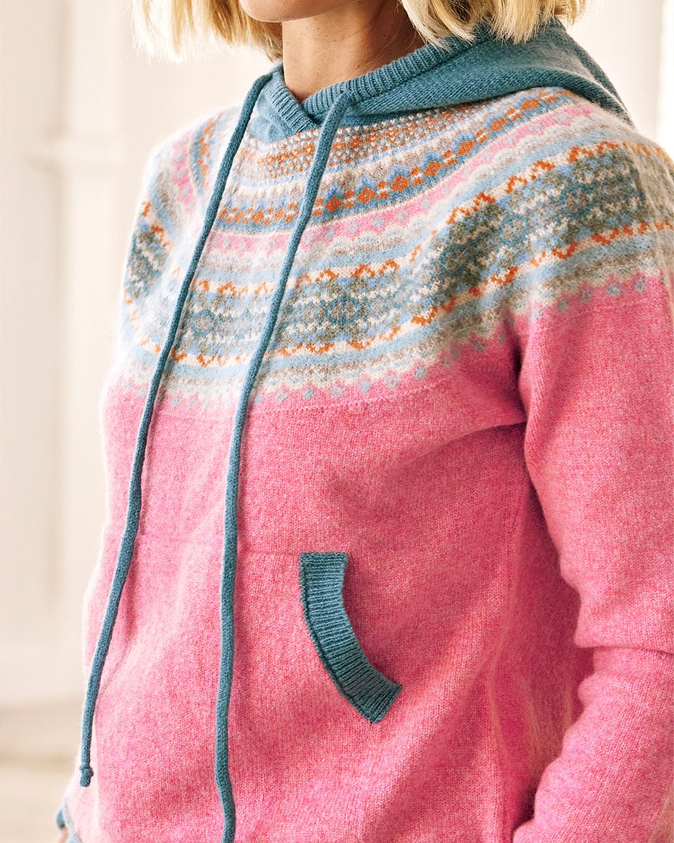 aspigalondon's tweet photo. Made from supersoft merino wool in Scotland, our Alpine Hoodie by Eribe will become a wardrobe favourite, worn season after season. 🌸
#newin #merinowool #eribe #hoodie #sustainable #scotland #styleinspo #autumn #jumper #cosy #warm #bright #slowfashion https://t.co/87SlODWd4M