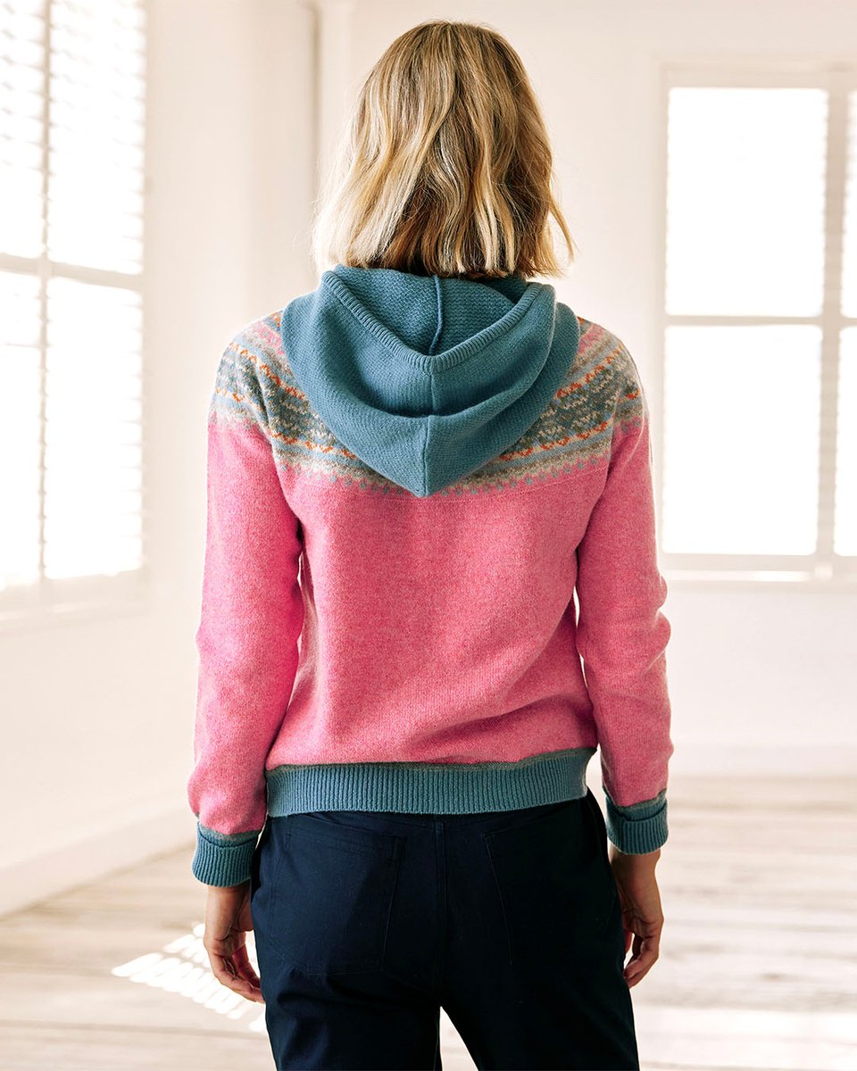 aspigalondon's tweet photo. Made from supersoft merino wool in Scotland, our Alpine Hoodie by Eribe will become a wardrobe favourite, worn season after season. 🌸
#newin #merinowool #eribe #hoodie #sustainable #scotland #styleinspo #autumn #jumper #cosy #warm #bright #slowfashion https://t.co/87SlODWd4M