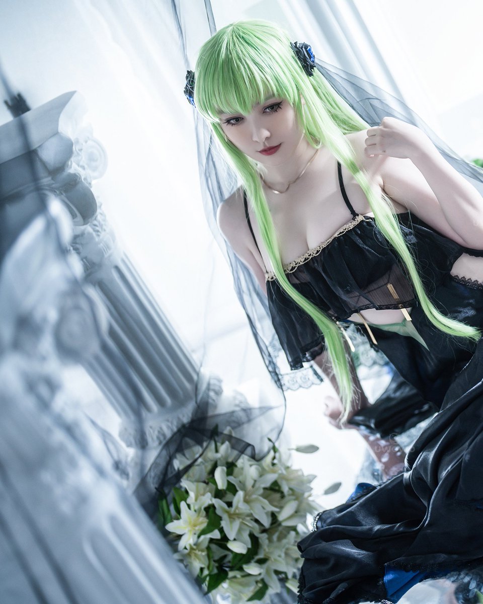 uwowocosplay's tweet image. Check out this stunning cosplay of C.C Bride Ver by @kaori_8747! 

✨Costume design by @ccreayus

#uwowocosplay #cccosplay #codegeass #cccodegeass