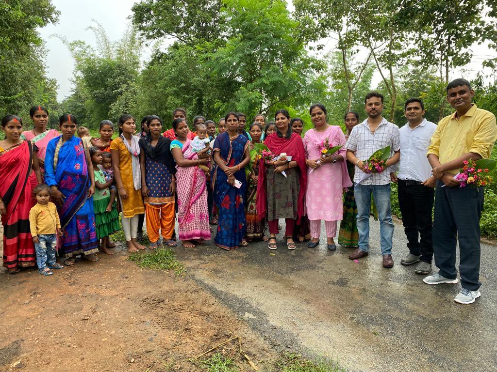 Tejaswini_Jh's tweet photo. State Team visited Latehar & Ramgarh District to Assess & Monitor the ongoing Bridge education activities and Skills Training programs under Tejaswini Project on 29th Sept’22.
#SupportiveSupervisionAndMonitoring
#BusinessSkillTraining #VocationalSkillsTaining #AGYW #tejaswinijhar https://t.co/0GTYXqHkGF