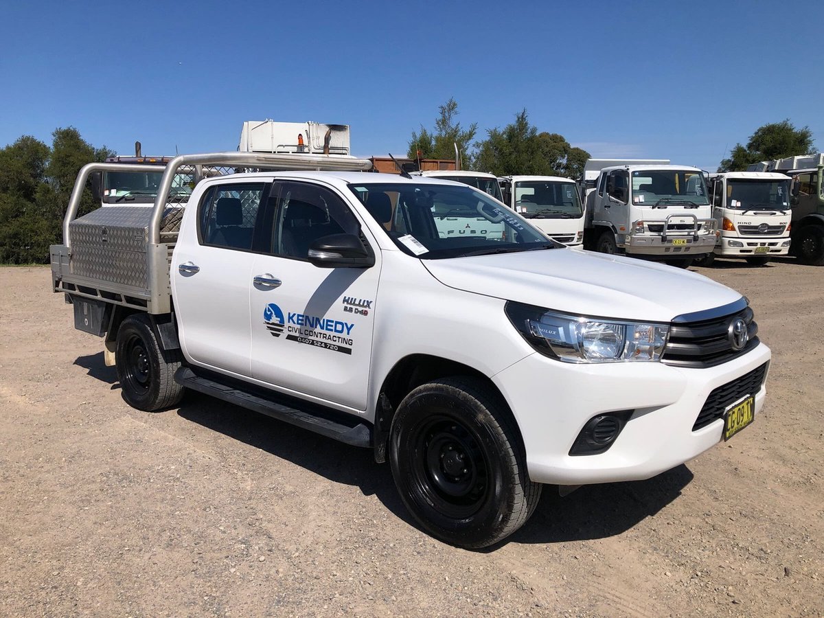 PicklesAuctions's tweet photo. We've got #utes for DAYS 🤩
Our upcoming Kennedy Civil Major Event Insolvency Sale features over 10+ late-model #Toyota #Hilux Utes available to bid on! 
👉🏼 Sale starts Thursday 13 October. Register to bid today via the link in our bio! https://t.co/tpoxx2Ji2X