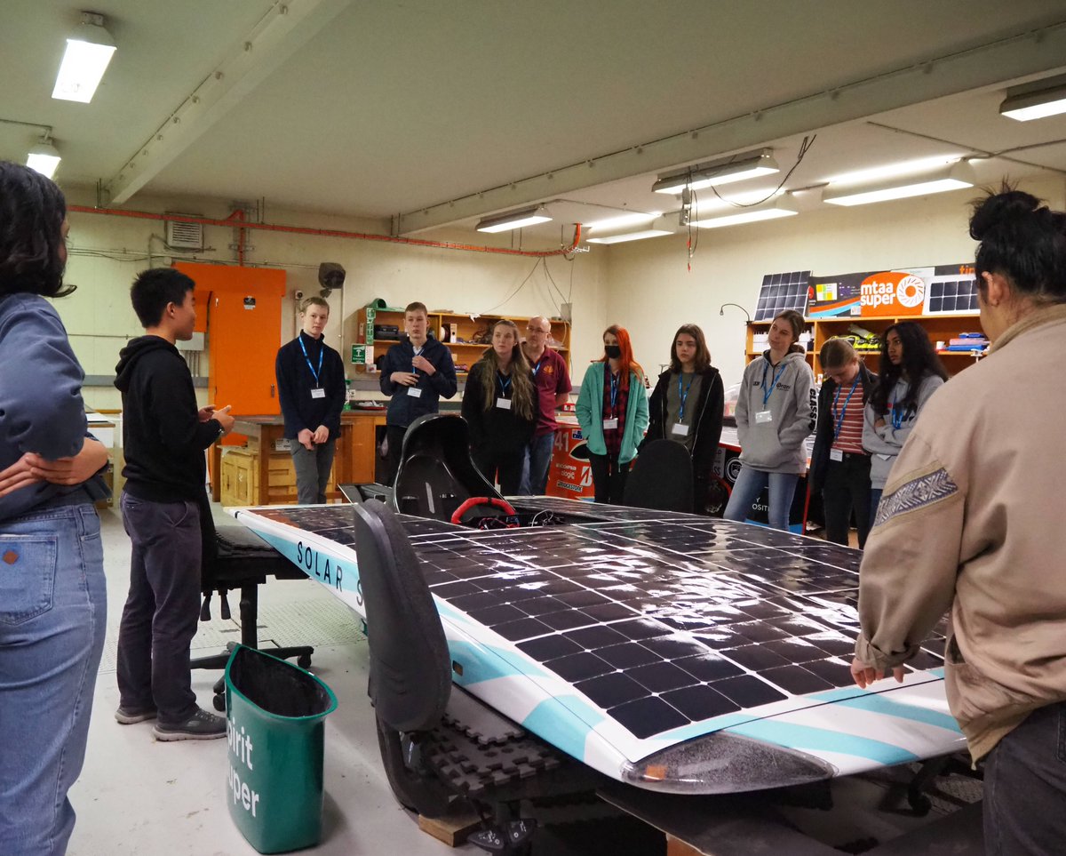 Last Wednesday, the team held a physics outreach session! Students got a tour of the car and workshop, and spoke to our knowledgeable team members. 
#anusolarracing #physicsoutreach