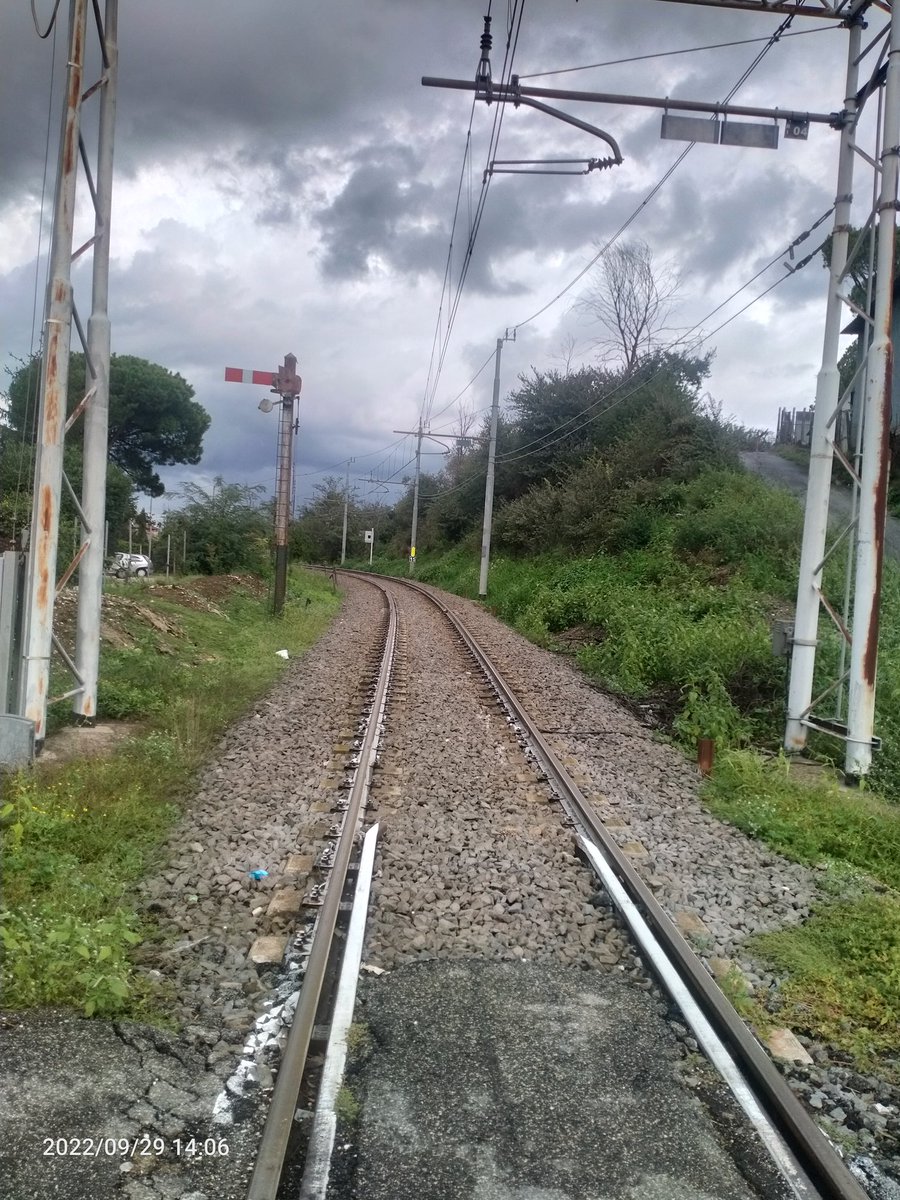 PendolariRMNord's tweet photo. Che futuro avrà la nostra ferrovia? Lo sapremo il 4 ottobre a #Riano. #savethedate #sindaci #evento #partecipiamo https://t.co/MNukDa9cH3 https://t.co/Mta8HQ9m1A