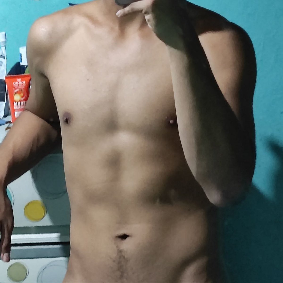 janivanhe's tweet photo. haha bored 
#jakol
#davao https://t.co/pxT6eXHyKN