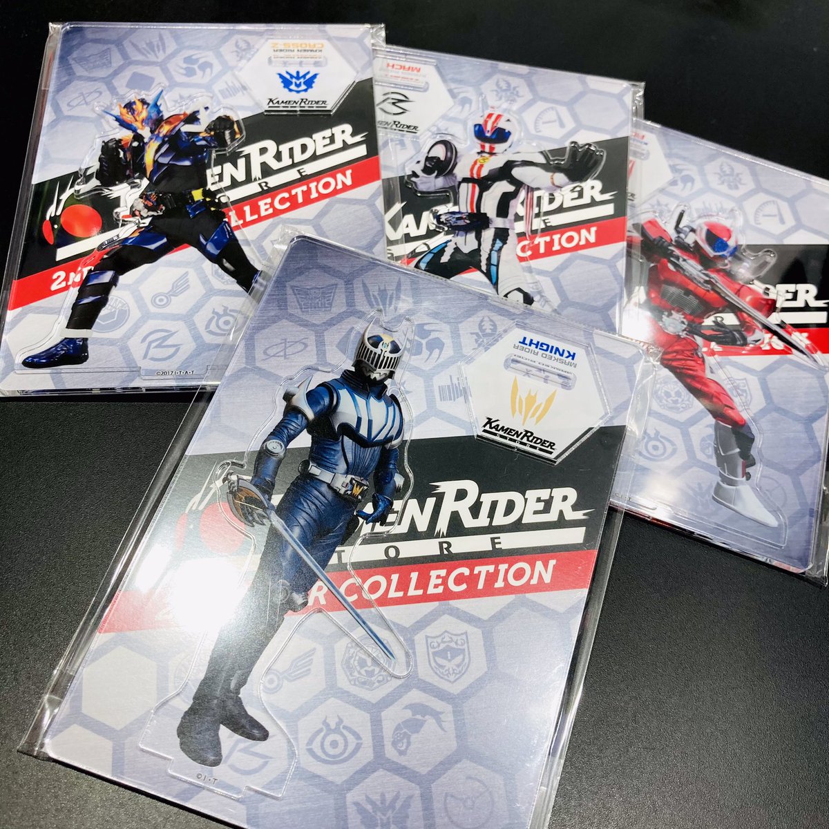 仮面ライダーストア東京店 再入荷情報】 アクリルスタンド ・仮面