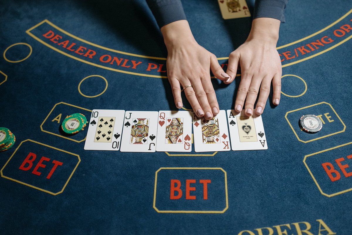 #Benefits of playing #baccarat online

READ MORE HERE: 

