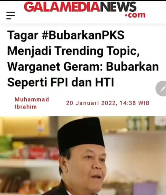 Ayunin___'s tweet photo. PKS adalah PKI yang sesungguhnya!! Komunisme dalam kemasan Agamais!!!

Karna PKS adalah PKI dan akan menjadi ancaman bagi kedaulatan bangsa kita.
Maka saya ikut menyuarakan #BubarkanPKS 

Partai PKS ini hanya jualan agama demi ambisi-ambisi politik mereka.

#BubarkanPKS 
#G30SPKI https://t.co/AE6OgvR9mk
