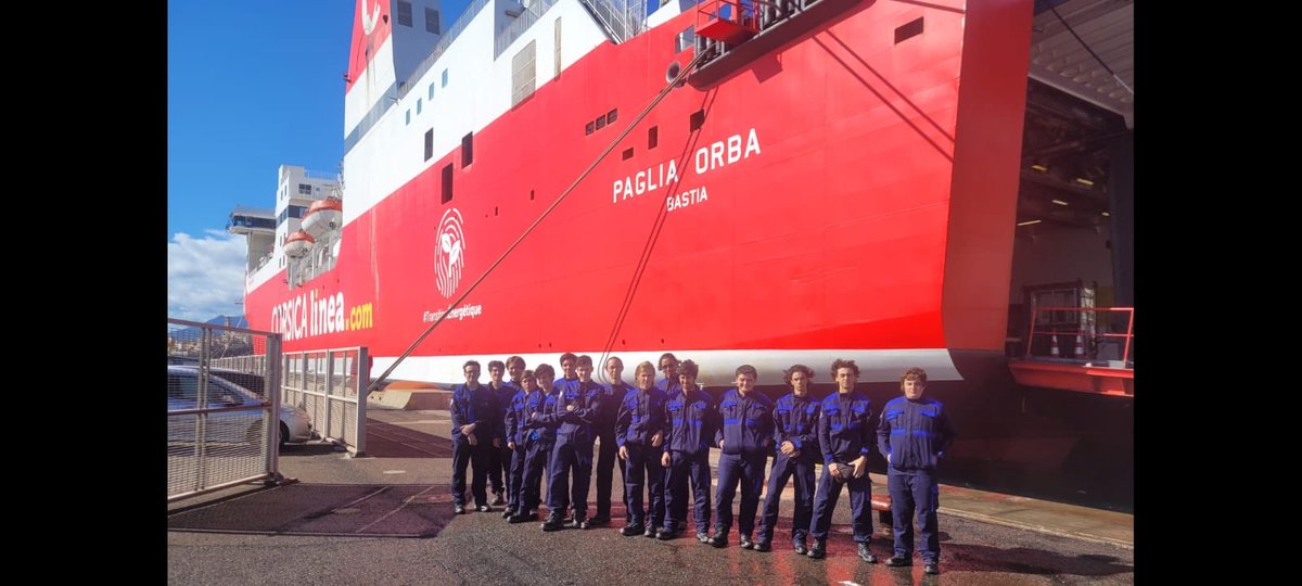 LM_Bastia's tweet photo. Visite de navires de la @CorsicaLinea pour nos élèves en 2nd BAC Pro CGEM ⚓️ dans le cadre de leur formation sécurité #CFBS 👨🚒🛟
#Maritimisation #MétiersDeLaMer #FormationMaritime #Sécurité
#Jeunesse
@SGMer
@HerveBerville
@IsulaCorsica https://t.co/sq8eCd4t4A