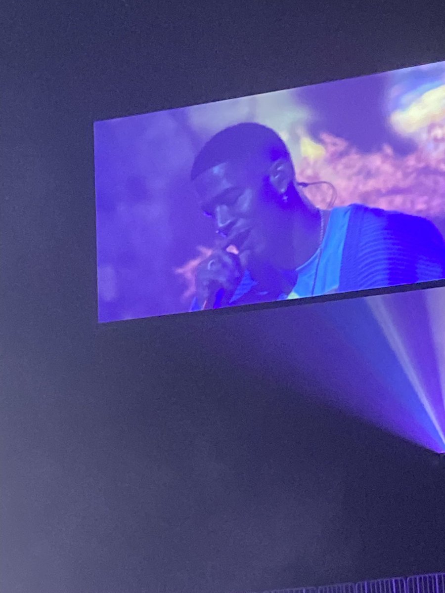 macgotheat's tweet photo. #Entergalactic  THE WAIT FOR THE ALBUM IS OVER!! Nothing but bangers, Cudi the King never misses 🫶🏽💕 https://t.co/faUyHLfF8L