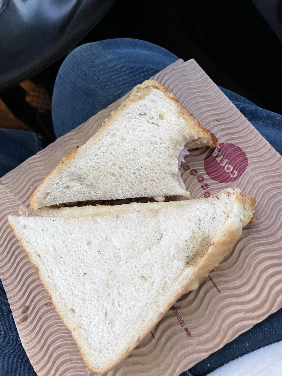 Juleslediard's tweet photo. @CostaCoffee can we really call this a toasted sandwich?? https://t.co/lNtb3ZZ0N6