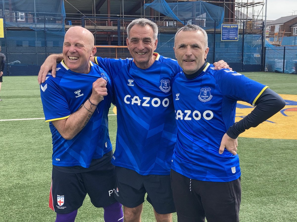 Stulangworthy's tweet photo. Honoured to be presenting the case for Walking Football as a sport that helps people with Parkinson’s at the @ParkinsonsEN #ExerciseHub London Study Day for a day of networking, learning &amp; sharing best practice #Parkinsons @thewfauk @SportParkinsons @ParkinsonsUK walkingfootball https://t.co/eYsaDzv7v0