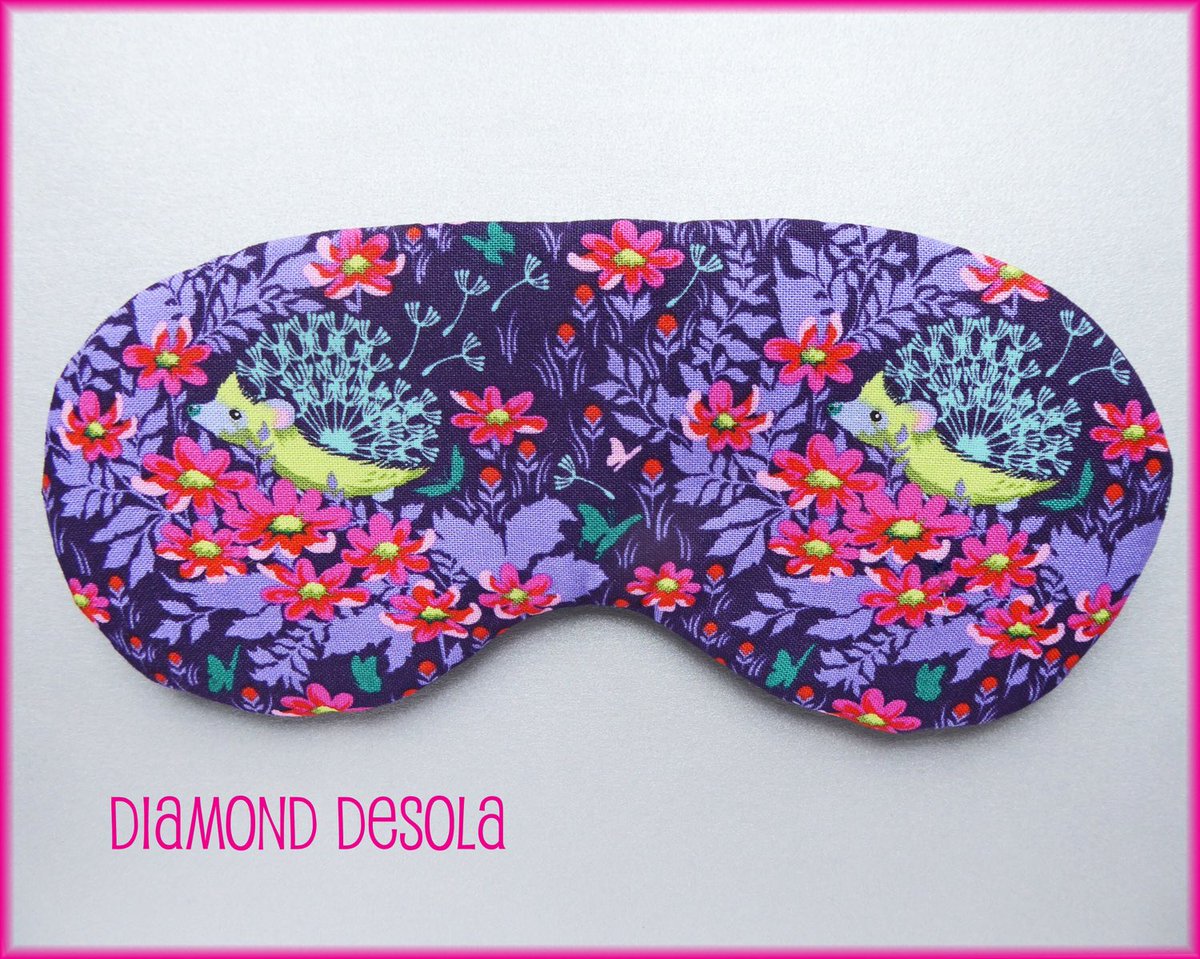 DiamondDesola's tweet photo. Hedgehogs π¦ know a lot about hibernating. Help someone you love get a big snooze with a gorgeous π¦ cotton sleep π€ mask .
#diamonddesola #evasemporium #hedgehog #hedgehogsoftwitter #hedgehogoftheday #fridayfeeling #etsyuk #sleepmask #hibernation
https://t.co/UXdVOJNVk0 https://t.co/yyqX4Y5tDW