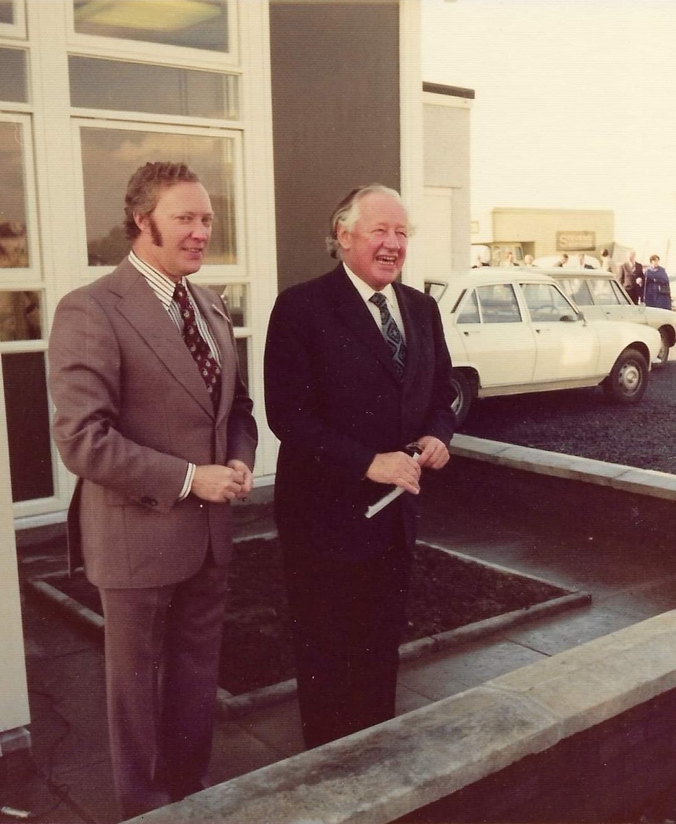 48 years ago today independent #localradio came to #Wales with the launch of #Swansea Sound. A huge success and the people of South West #Wales took it to their ❤s. Penblwydd Hapus Sain Abertawe 1974-2020. Pic of opening day shows MD Charles Braham with Wynford Vaughan Thomas