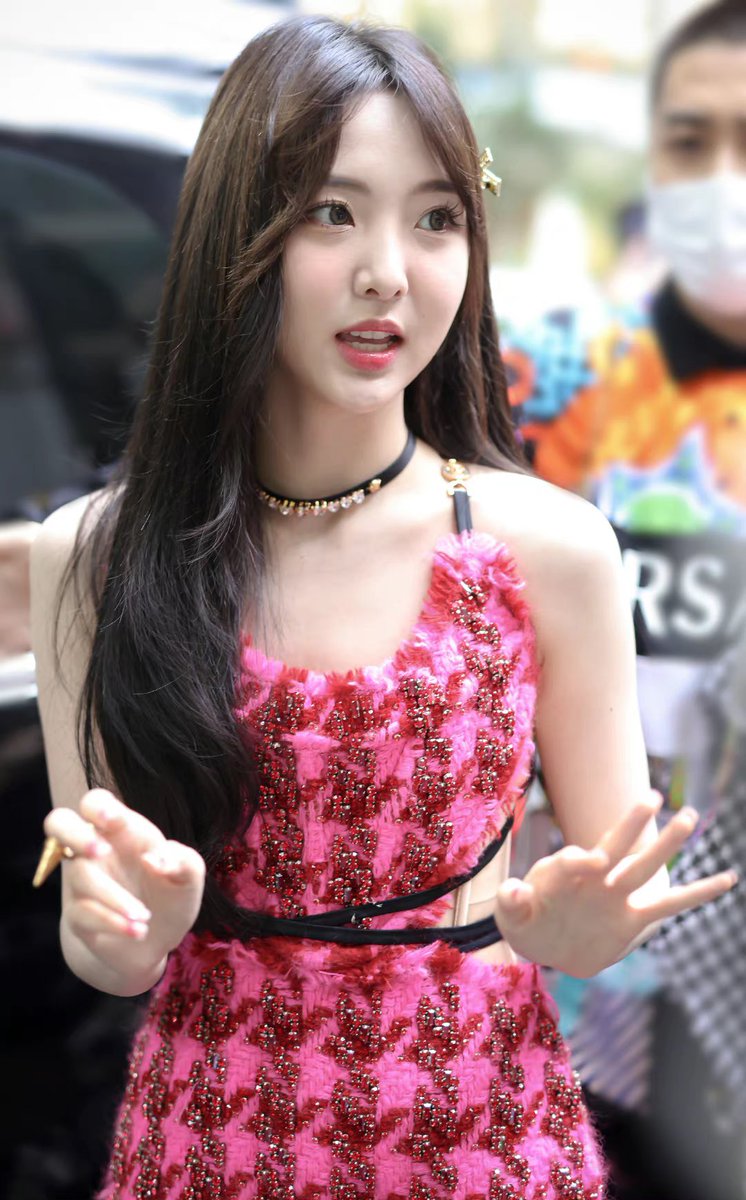 NeneThaiFans's tweet image. คอนเซปวันนี้ : คนแสนสวย - Live แสนสั้น 
ขอบคุณค่าาาา

#NenexIntoYou #เนเน่
Nene x INTO YOU Club