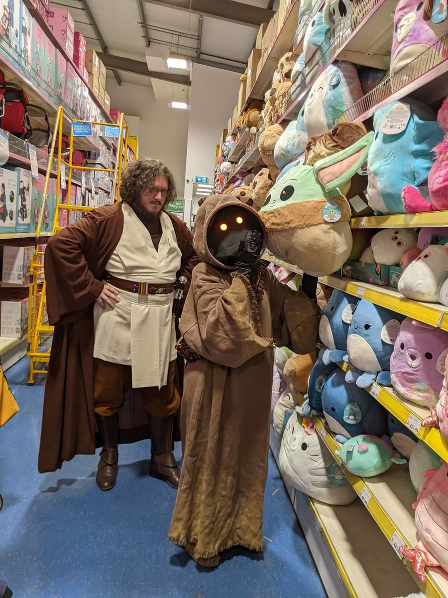 RebelLegionIE's tweet photo. It looks like our Jedi master was keeping an eye on someone last weekend. Our jawa must have been up to no good.
Join the good guys & sign up to our forums at https://t.co/gBGr3ZLujz
#WeAreTheGoodGuys #RebelLegionIrelandBase #Utinni #Jedi #AhchTo #RebelLegion https://t.co/xXptFVpArf